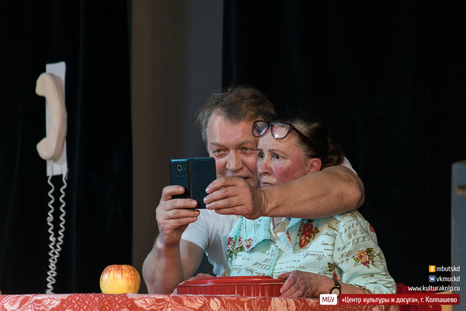 ! спектакль "селфи со склерозом"театр государствнный кукольный театр. Селфи со склерозом. Селфи со склерозом спектакль. Володарского селфи со склерозом. Селфи со склерозом отзывы.